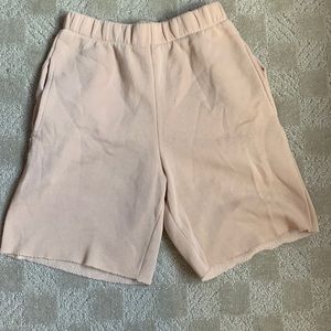 Woman’s basketball shorts